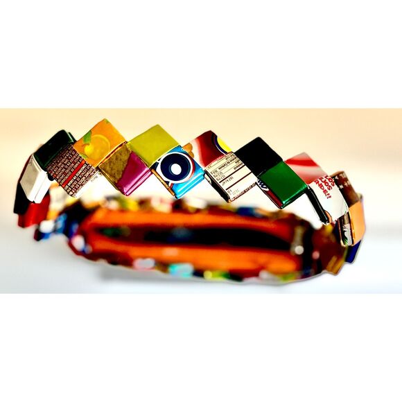 Multi-colored recycled Mexican candy wrapper mini shoulder bag - Picture 4 of 8